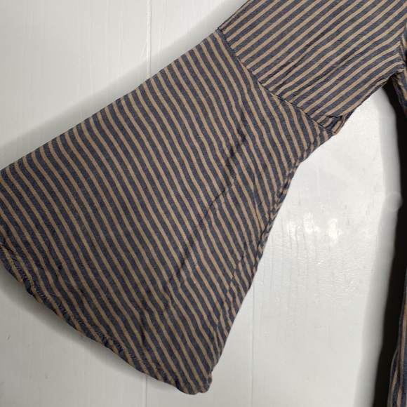 Ecote Women's Blue & Brown Striped Rayon Wrap Mini Dress Flare Sleeve size Small - Picture 3 of 8